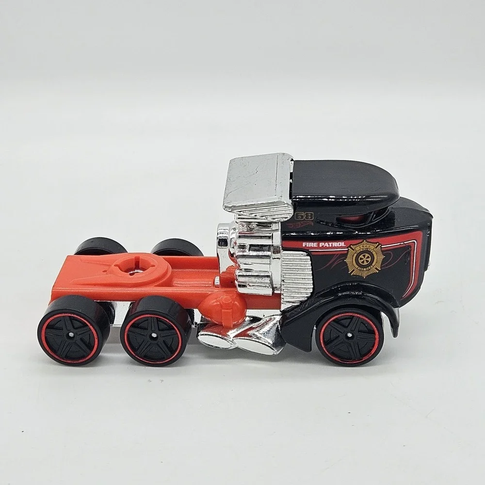 Hot Wheels Super Rigs Sky Show Rig - Fire Patrol #68 Black & Red Diecast Truck